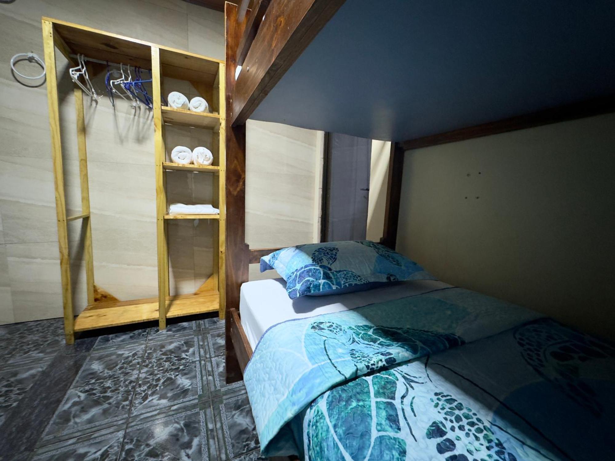 Casa Quepos Hotel Ngoại thất bức ảnh